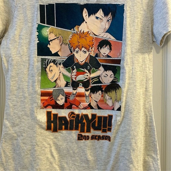 Haikyu!! White S/S T-Shirt Men's Size M Tee Japan Japanese Old Worn Faded - Picture 2 of 5